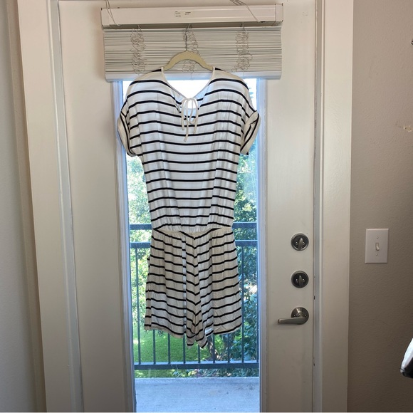 Zenana Premium Women’s Small Ivory-Black Stripes Summer Romper with Pockets - Picture 2 of 6